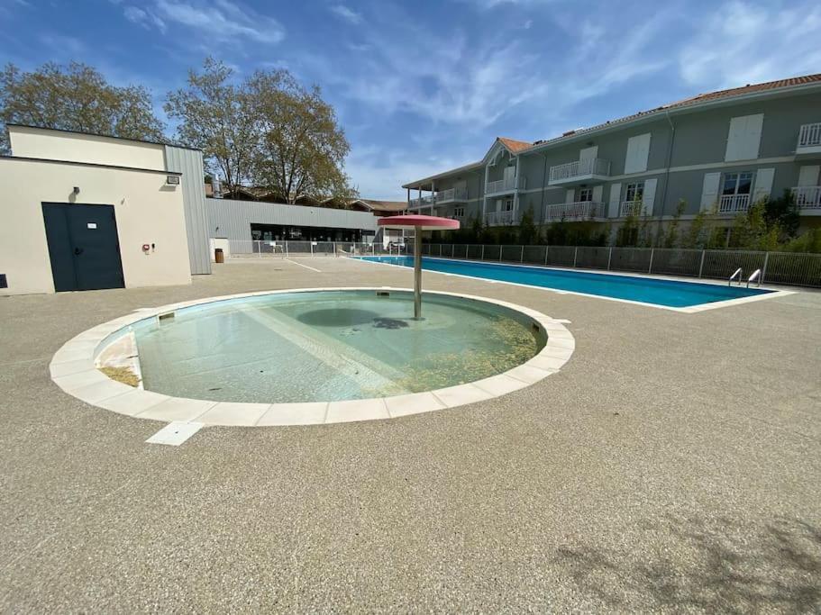 Maison Typee Arcachonnaise Avec Piscine Commune Ла-Тест-де-Бюш Екстер'єр фото