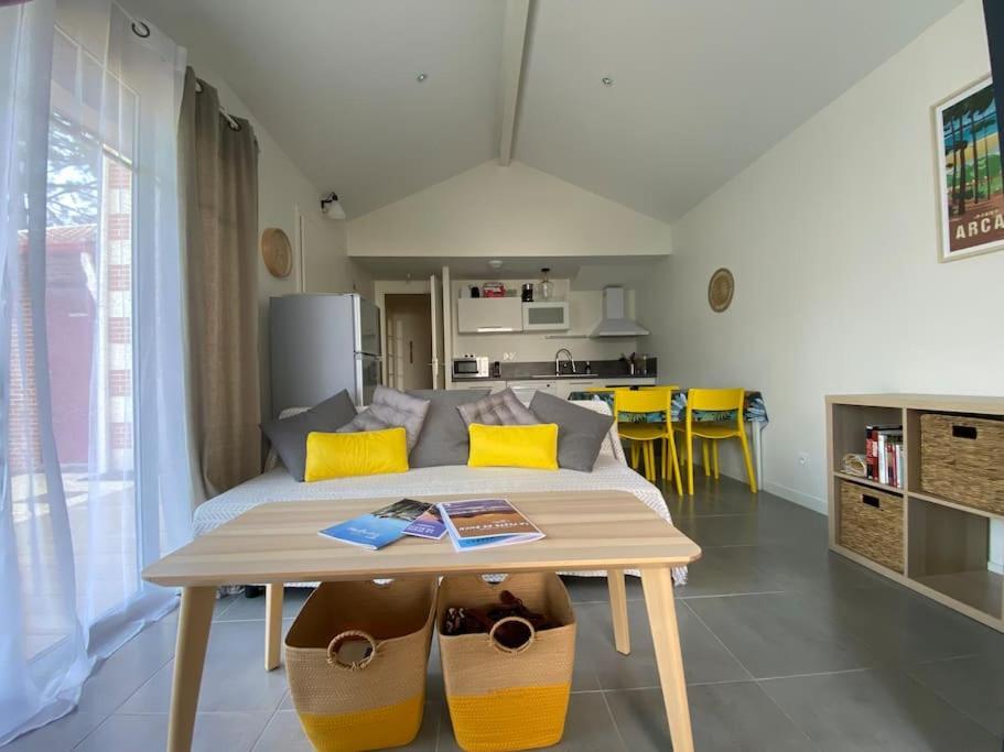 Maison Typee Arcachonnaise Avec Piscine Commune Ла-Тест-де-Бюш Екстер'єр фото